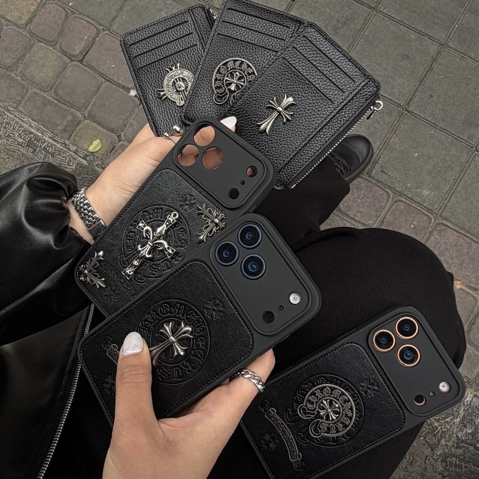 کاور گوشی آیفون Chrome Hearts