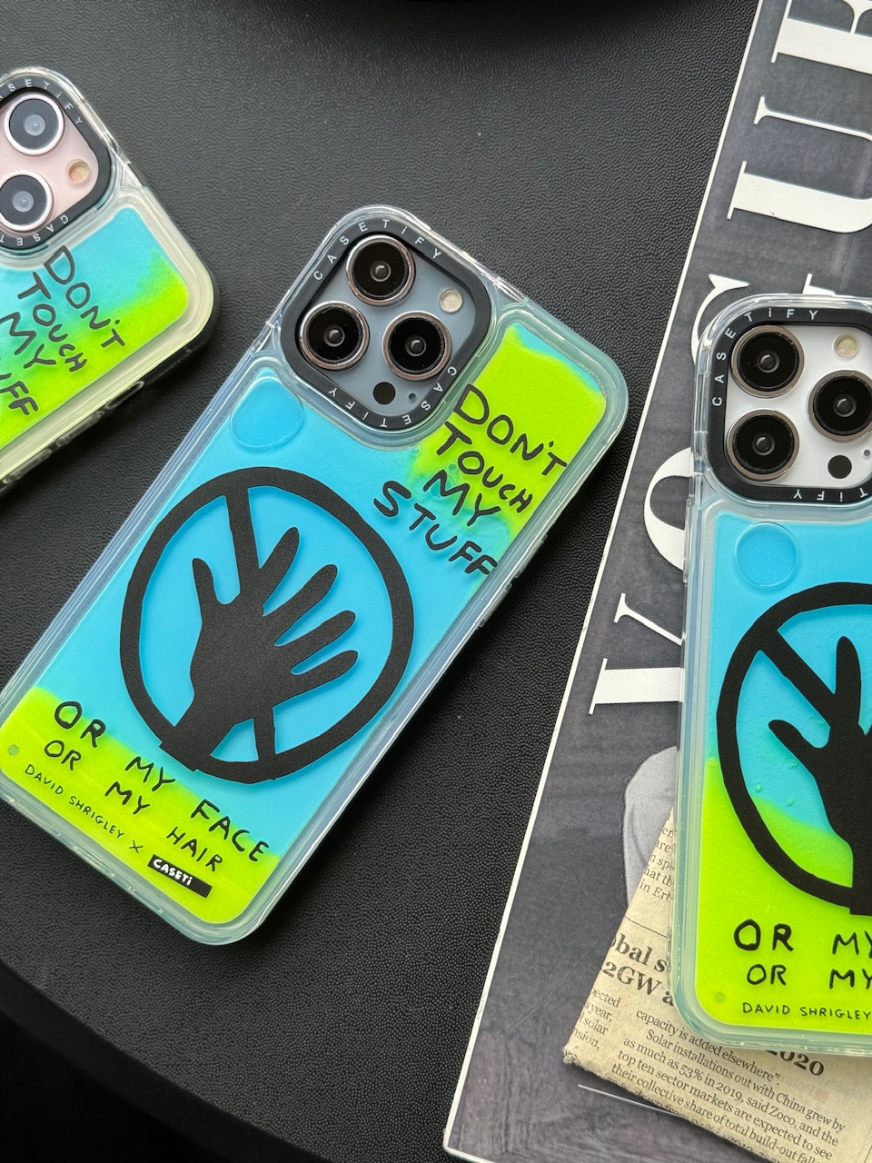 کاور موبایل آیفون آکواریومی Blacklight Dont Touch